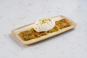 Katmer with Ice Cream