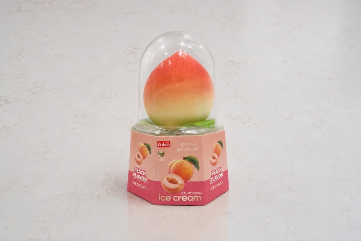 Aiko Garden, Ice Cream Peach Flavored