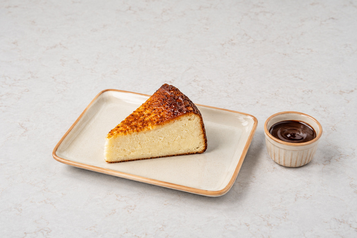 San Sebastian with Chocolate Sauce – Single