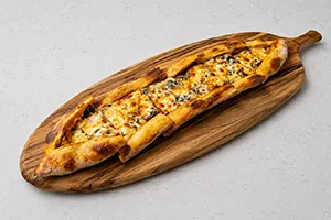 Spinach & White Cheese Pide
